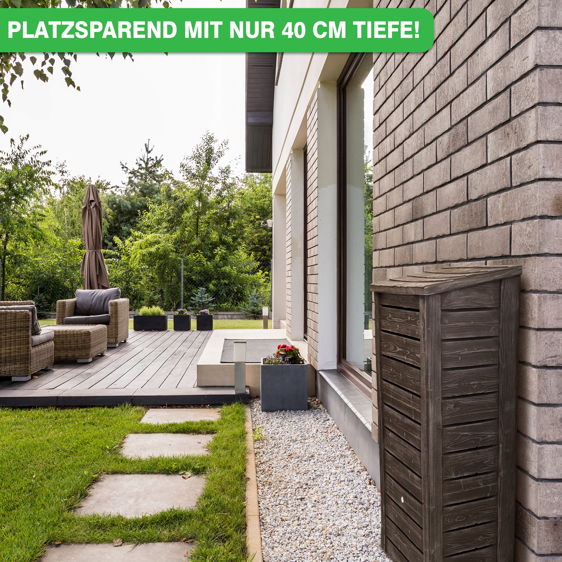 Moderne Terrasse mit YourCasa Regentonne 230 Liter [Slimline Nordic] – Holzoptik mit Metallgewinde und einer kompakten Lagerungseinheit gegen eine Ziegelwand, neben einer Wassertonne für nachhaltige Bew.