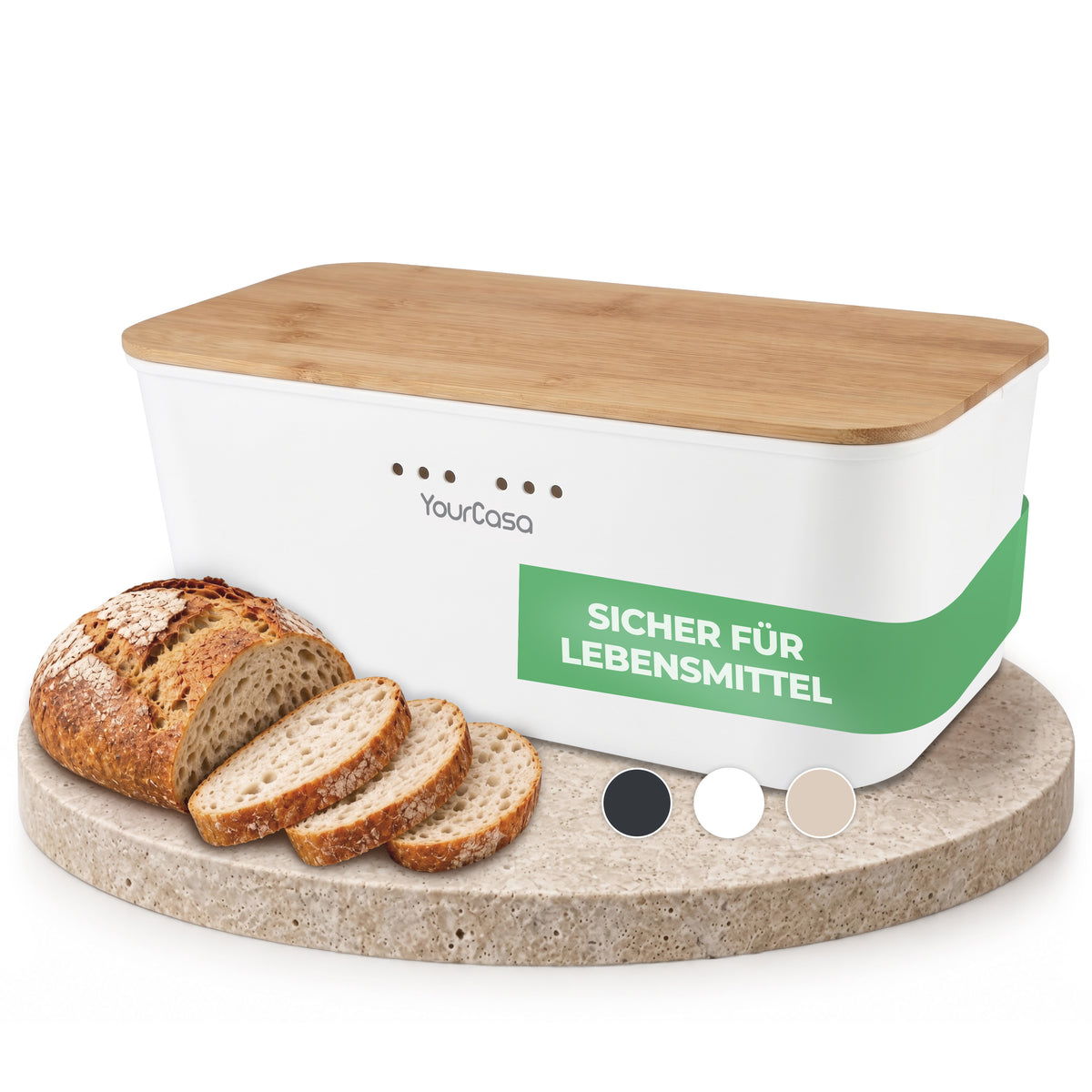 Brotkasten weiß mit Bambusdeckel von YourCasa, daneben frisches Sauerteigbrot